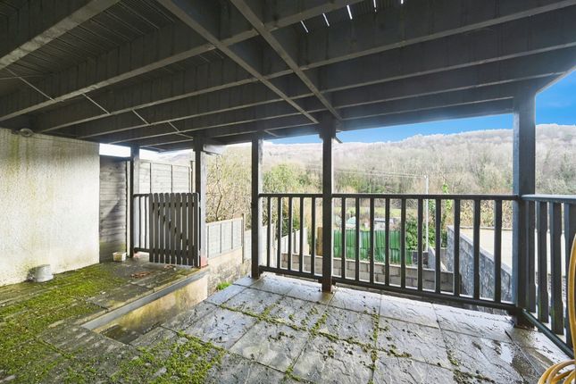 165, Robert Street, Pontypridd photo 4