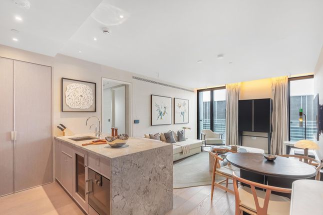 Flat to rent in The Residences At Mandarin Oriental, 22 Hanover Square, London