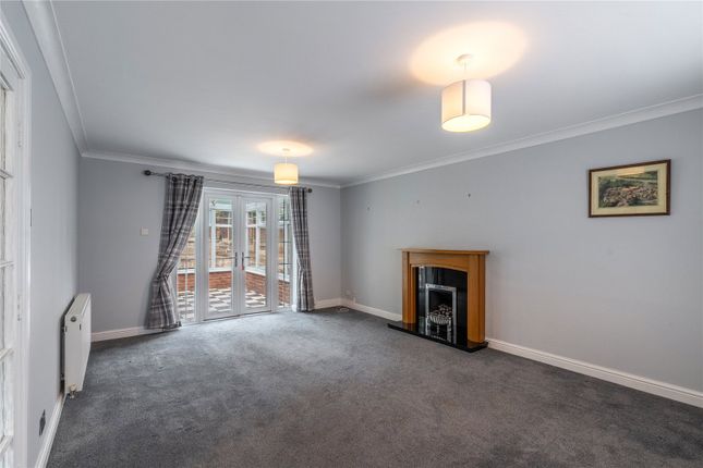 48, Tadorna Drive, Telford photo 3