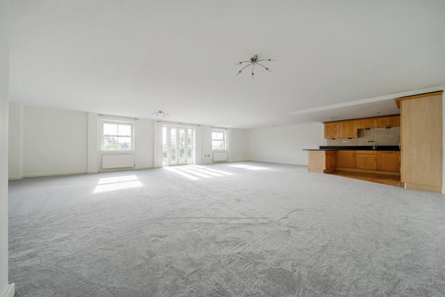 4 The Malms, Shawford Road, Winchester photo 2