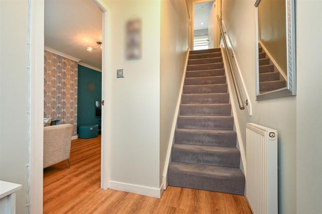 Carmichael Way, Carluke photo 2