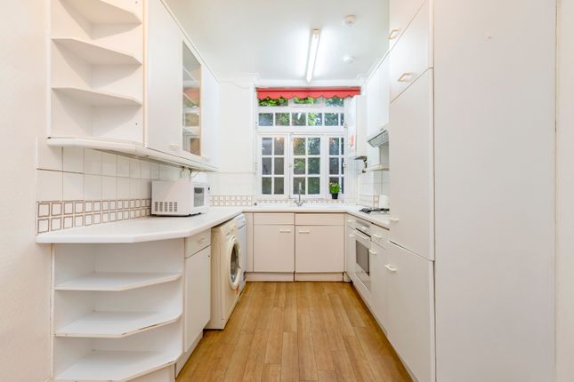 Flat for sale in Grove End House, Grove End Road, St John's Wood, London