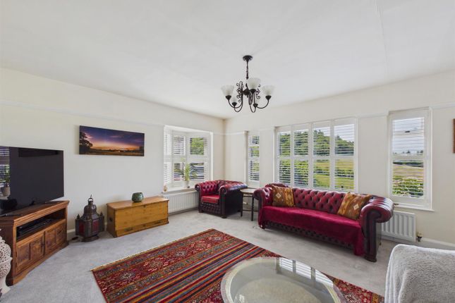 103, Old Hollow, Malvern photo 2