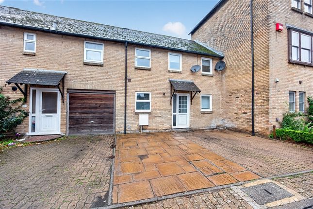 2 Bedroom Terraced in PO9 1SP