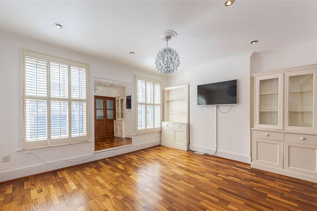 Thumbnail Maisonette for sale in Rochester Row, London