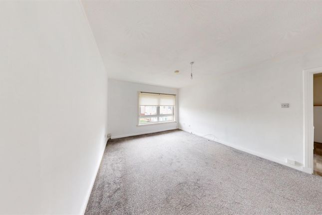 Kyle Quadrant, Wishaw photo 4