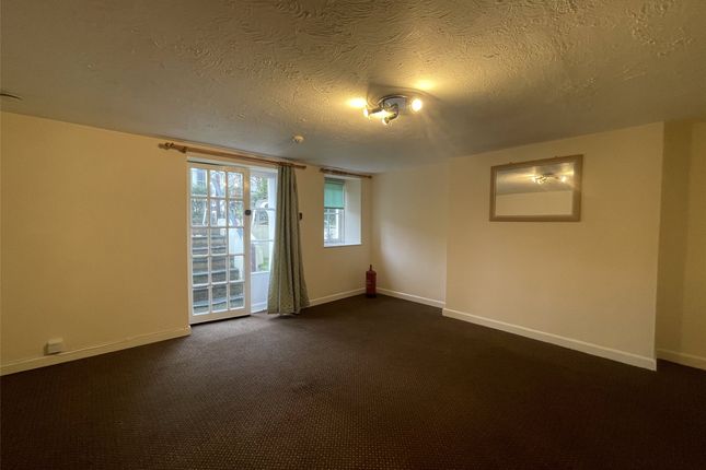 Flat 1, 7, Newport Terrace, Devon photo 2