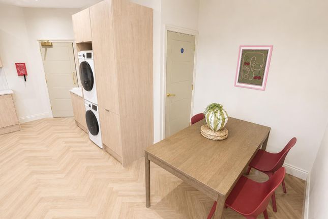 Room 2, 2, Rayleigh Avenue, Westcliff-On-Sea photo 5