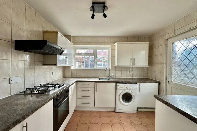 85, Corwell Lane, Uxbridge photo 3