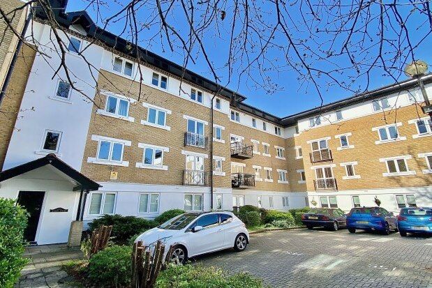 Thumbnail Flat to rent in Byron Court, London