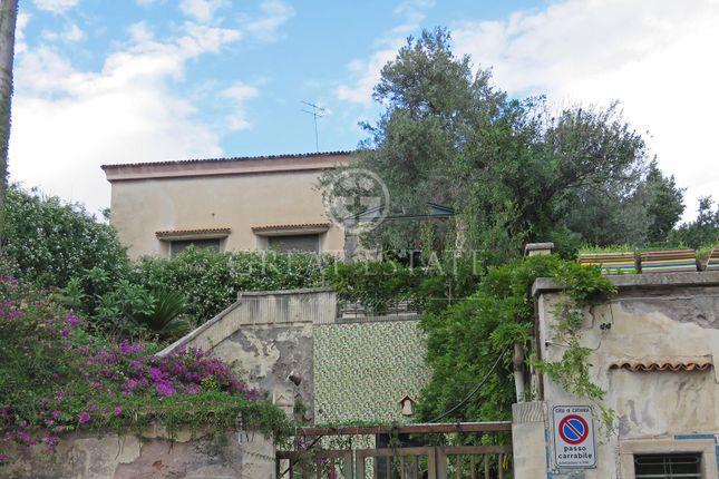 Villa for sale in Catania, Catania, Sicily