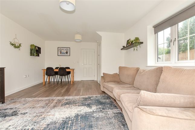 Puffin Road, Herne Bay photo 3