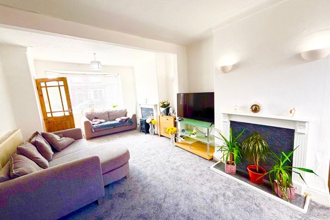 51, Greenfield Street, Manchester photo 4