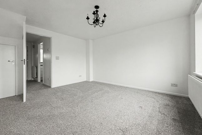 21, Morgan Drive, Greenhithe photo 5