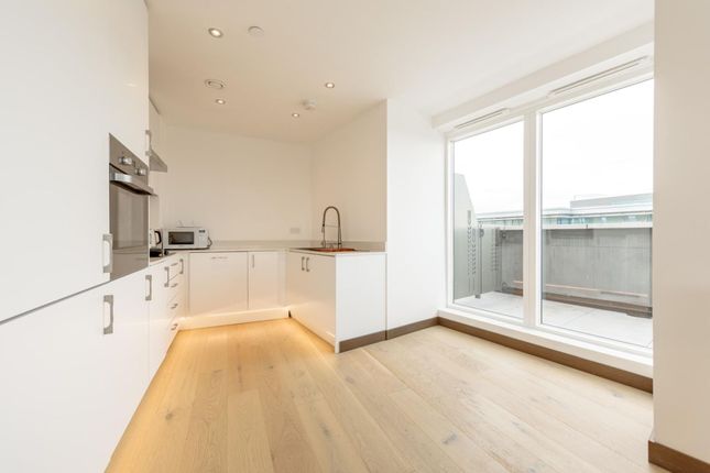 Flat for sale in Station Square, Cambridge