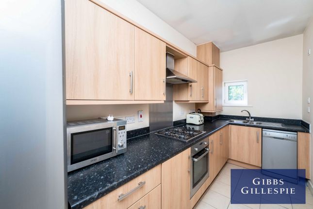 10, Laurel Court, Uxbridge photo 4