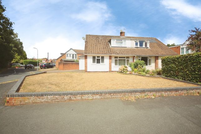 1-bed house on 2, Broomfield Close, Kidderminster, £240,000