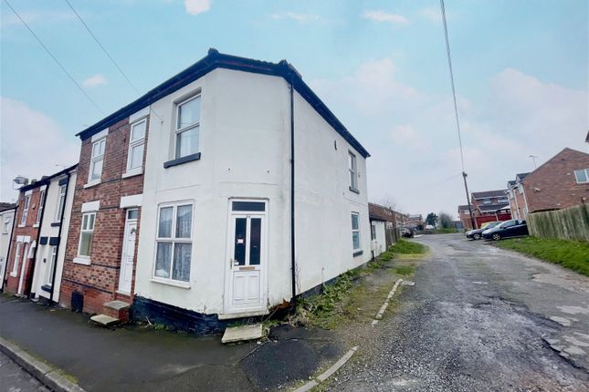 End terrace house for sale in Hastings Road, Swadlincote