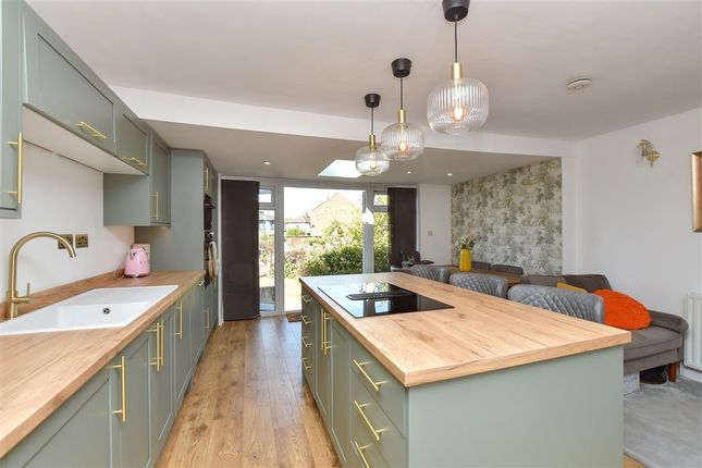Woodstock Road Strood, Rochester photo 2