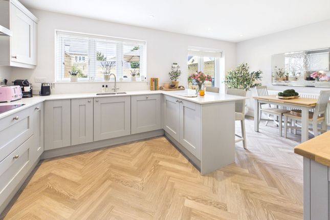 3, Imjin Court, Upper Rissington photo 2