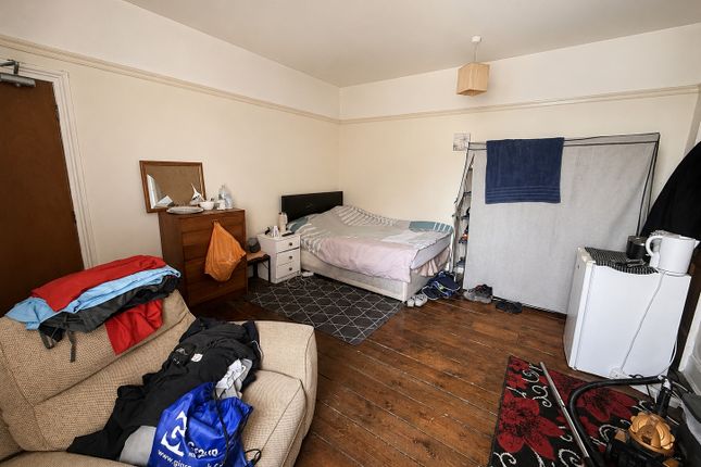 5, West Parade, Lincolnshire photo 4