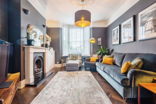 Thumbnail Terraced house for sale in Elfort Road, London