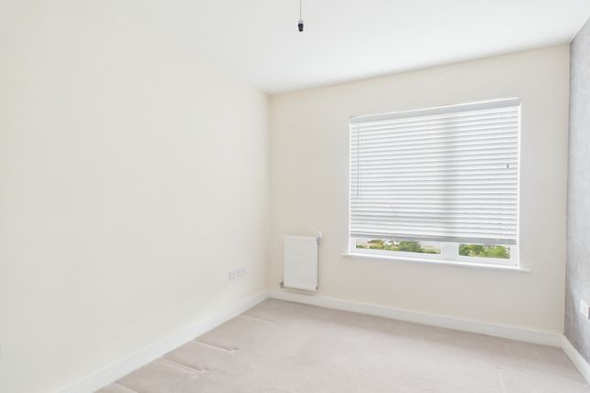 73, Maritime House, Gillingham photo 3