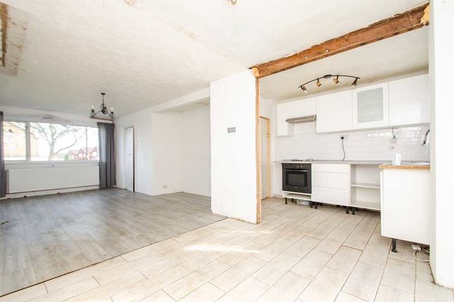 18, Lindon View, Walsall photo 4