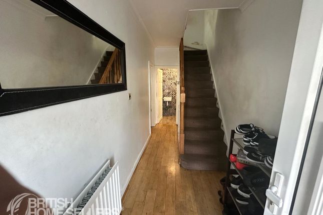 Terraced house for sale in Bramcote Avenue, Mitcham