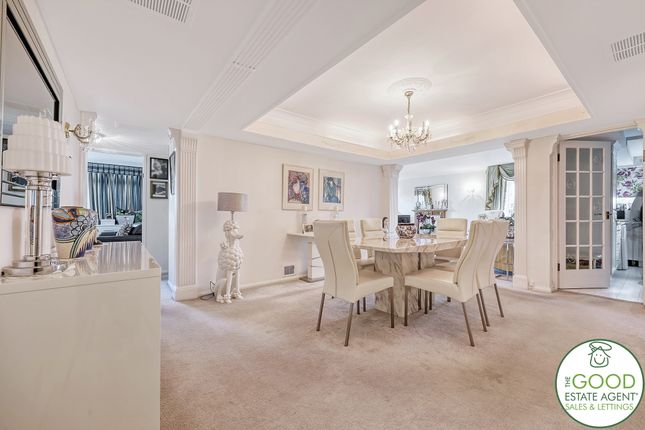 Flat for sale in The Bowls, Chigwell