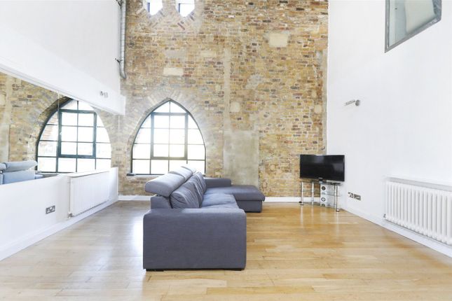 3-bed flat on Apartment 41, Canada Wharf, 255 Rotherhithe Street, £650,000