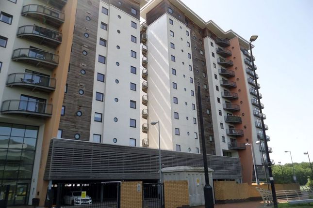 2 bed flat to rent in Victoria Wharf, Watkiss Way, Cardiff CF11