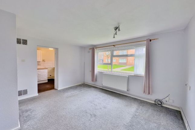 Flat for sale in Sandbrook Court, Moreton, Wirral