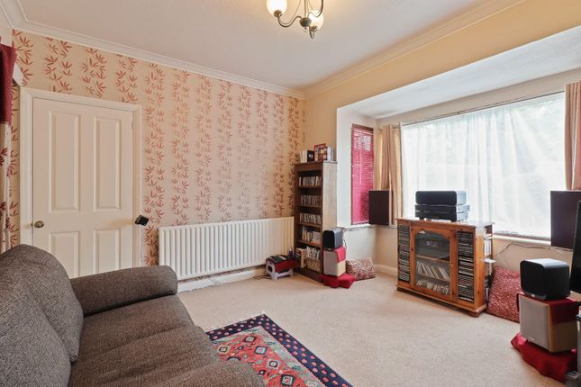 35, Strelley Avenue, Sheffield photo 3