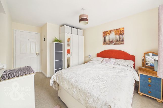 52 Washington Drive, Thetford photo 3