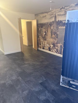 Flat 1, Butterfly Court, London photo 5