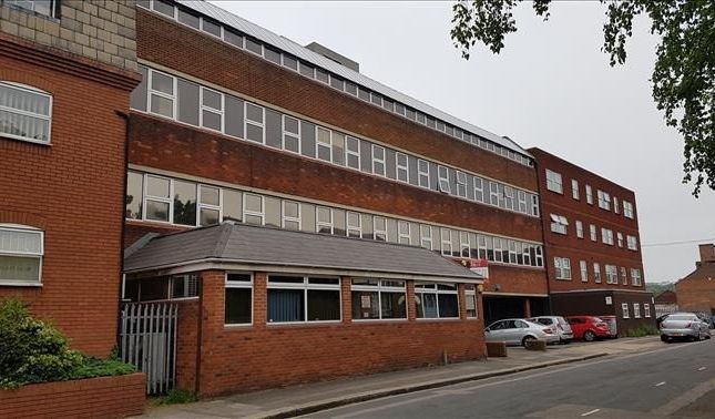 Office to let in 90-100 Collingdon Street, Luton, Bedfordshire