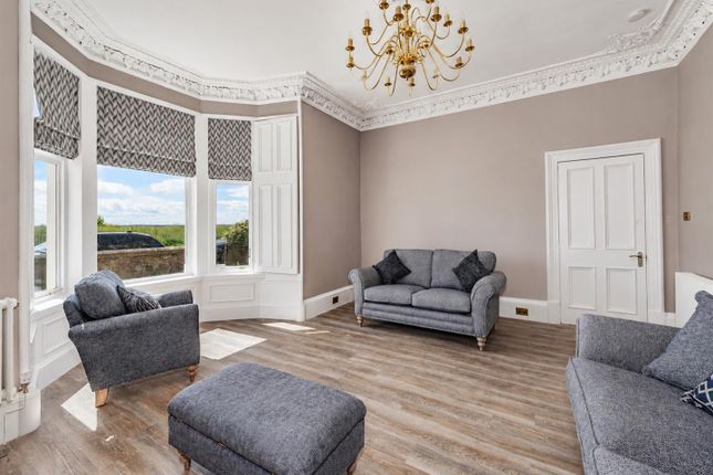 12B, The Esplanade, Dundee photo 4