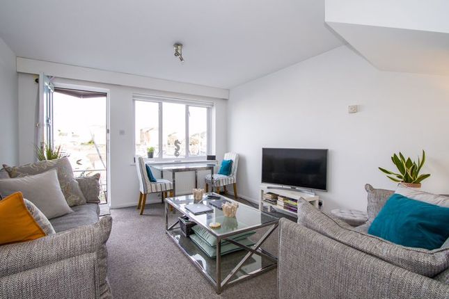 4, Plas Glen Rosa, Penarth photo 4