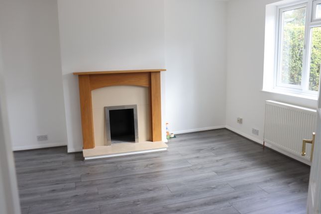 2, Sherwood Road, Knaphill, Woking photo 2