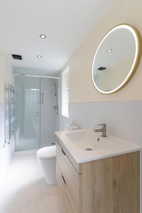 Ivydale road, London photo 3