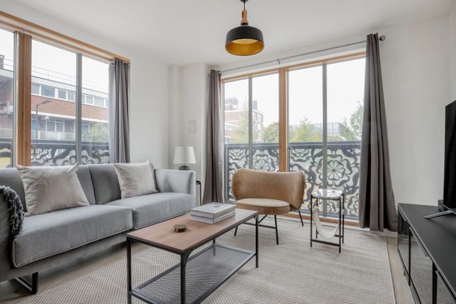 Thumbnail Flat to rent in Hoxton, London