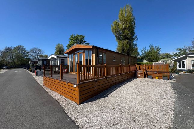 2-bed caravan on 1, Primrose Bank Holiday Park, Preston, £59,995