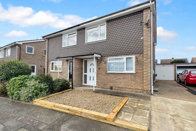 23 Starfield Close, Ipswich photo 2