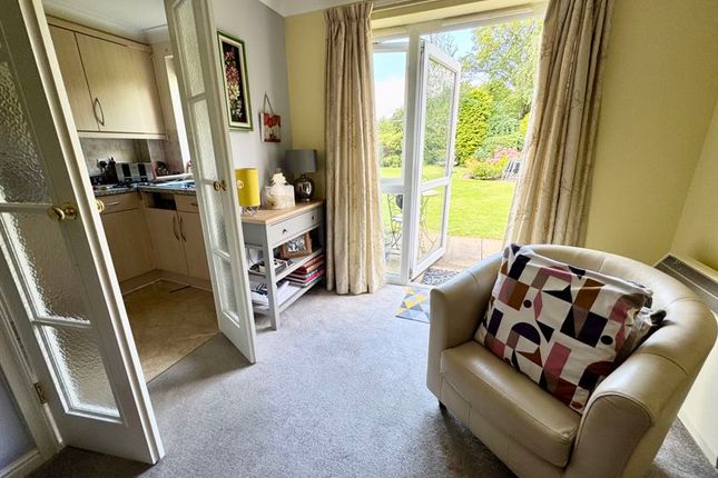 7 Bernard Court, Chester Road, Holmes Chapel photo 4