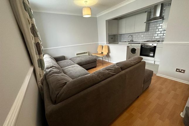 Terraced house to rent in Bishops Drive, Feltham