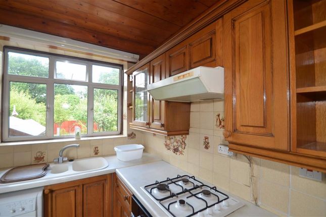 40, Chinnor Crescent, Greenford photo 3