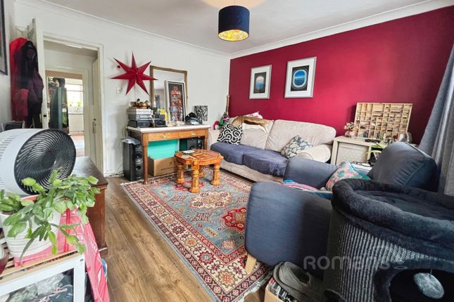 94, Queens Road, Hampshire photo 3
