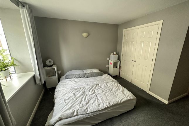 59 Deanery Road, Bristol photo 2
