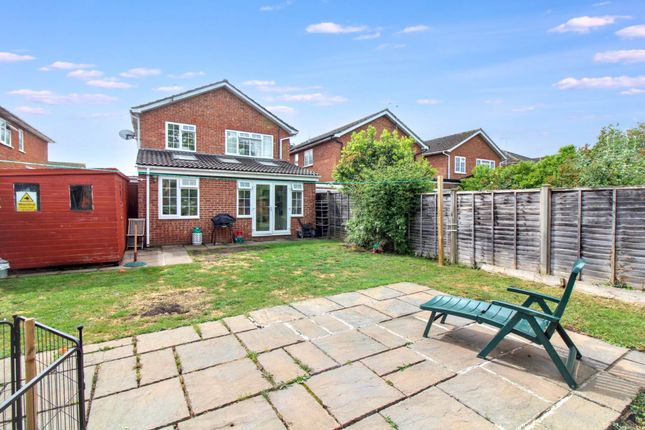 11, Chalgrove End, Aylesbury photo 4